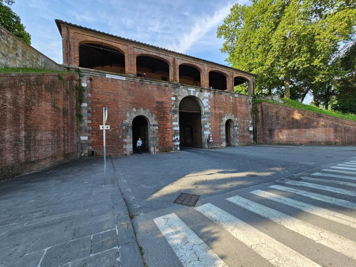 Lucca Walls Dream - Air Cond - Wi-Fi - Panoramic In Front Of The Historical Walls - Екстер'єр фото
